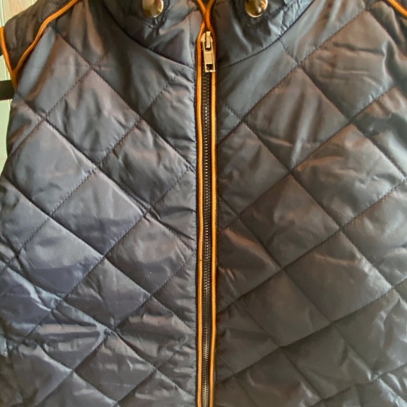 Miss Moly Quilted Vest - Picture 6 of 7